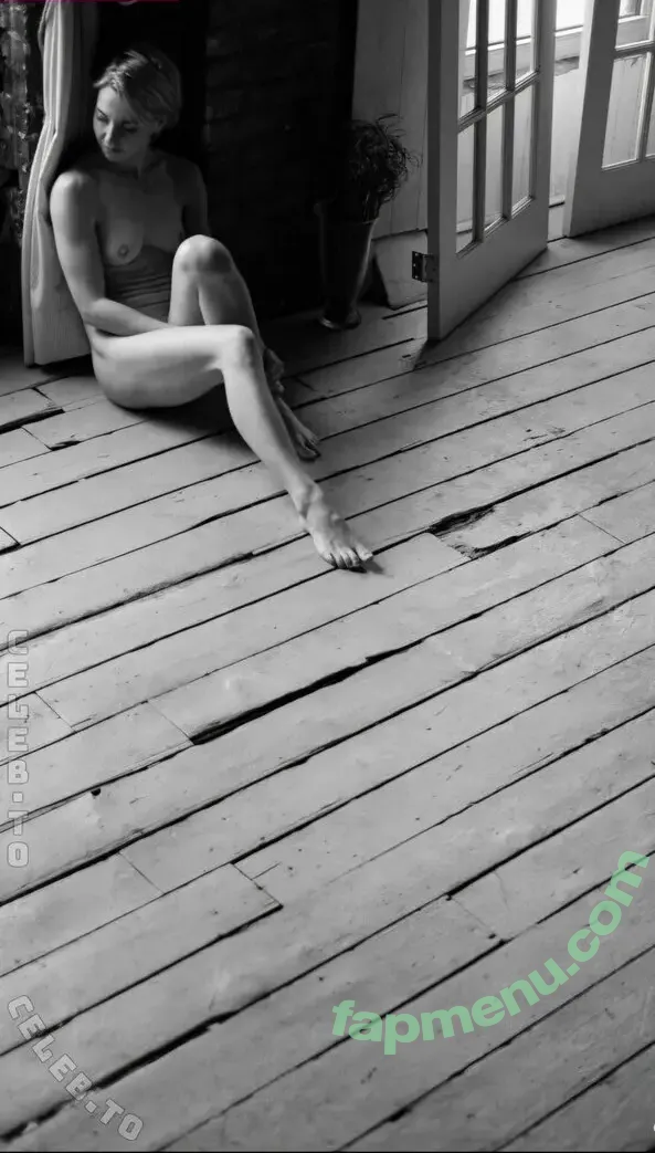 Nicole Coenen nude photo #0016 (Maple / nicole_coenen / nicolecoenen)