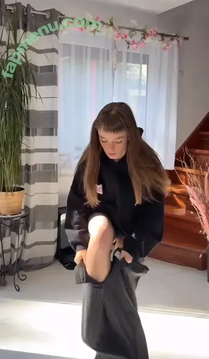 Nicole Czuj / czuj.nicki nude photo #0049