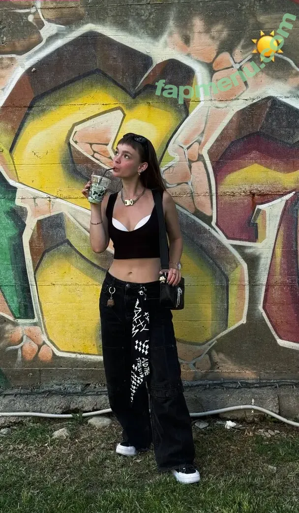 Nicole Czuj nude photo #0045 (czuj.nicki)