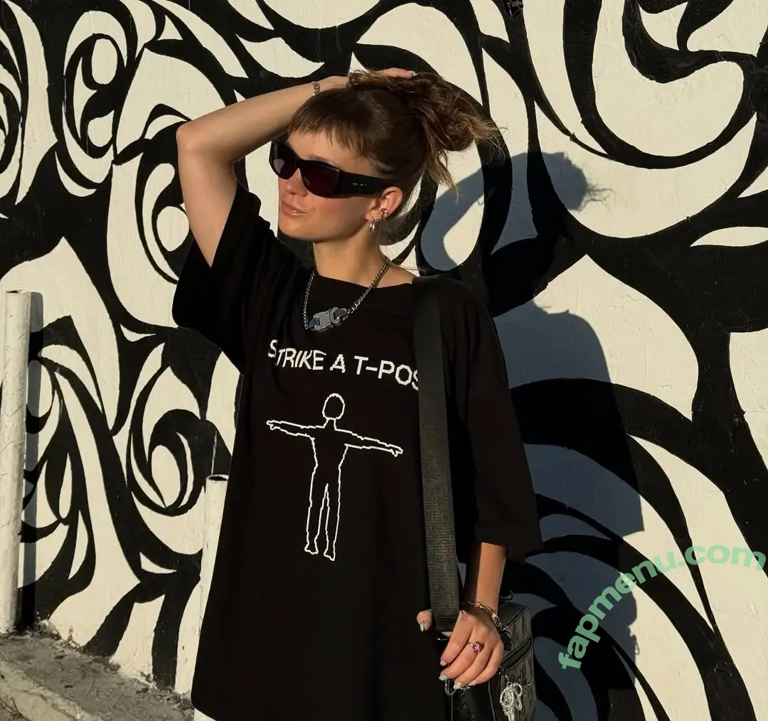 Nicole Czuj nude photo #0055 (czuj.nicki)