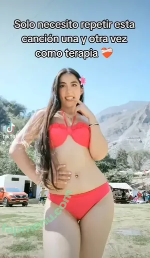 Nicole Dayana / nicodayii nude photo #0005