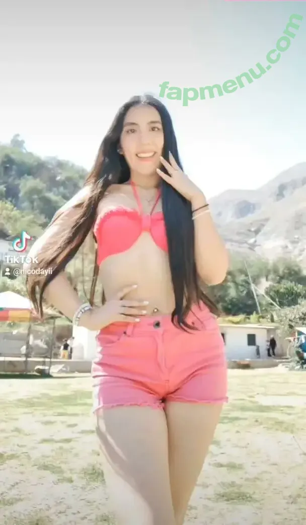 Nicole Dayana nude photo #0004 (nicodayii)