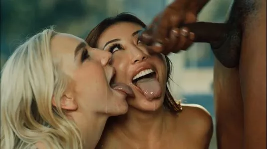 Nicole Doshi / nicoledoshi / nicoledoshiofficial / thedoshidome / yesdoshi nude photo #0944