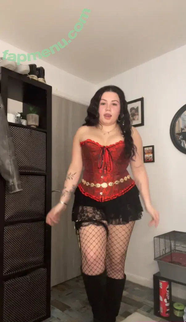 Nicole Dyer nude photo #0140 (jodie_lynnofficial / nicole.dyerofficial / nicole_dyerofficial)