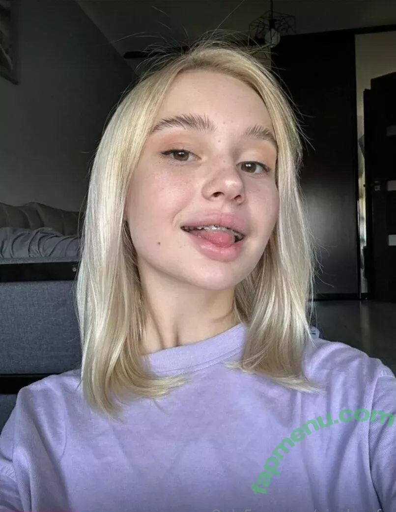 nicole_gfe nude photo #0421 (goddessofthesevenseas_)
