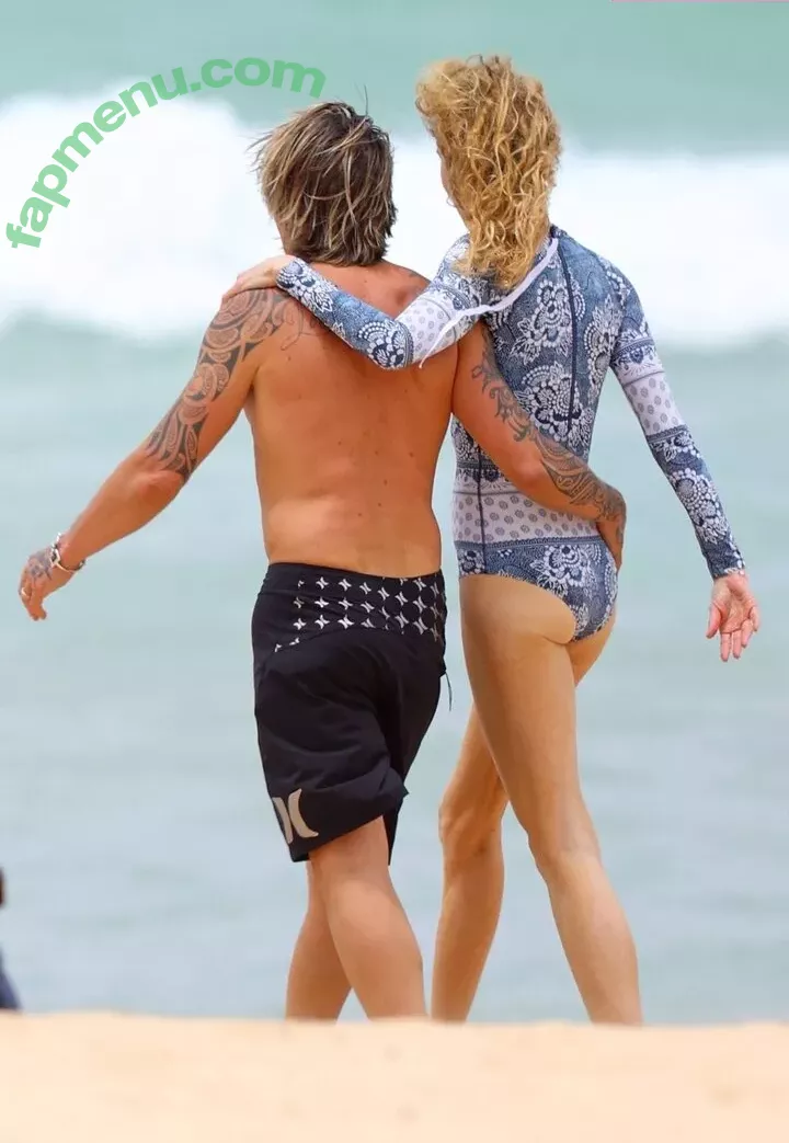 Nicole Kidman nude photo #0351 (kidmanupdates / nicolekidman)