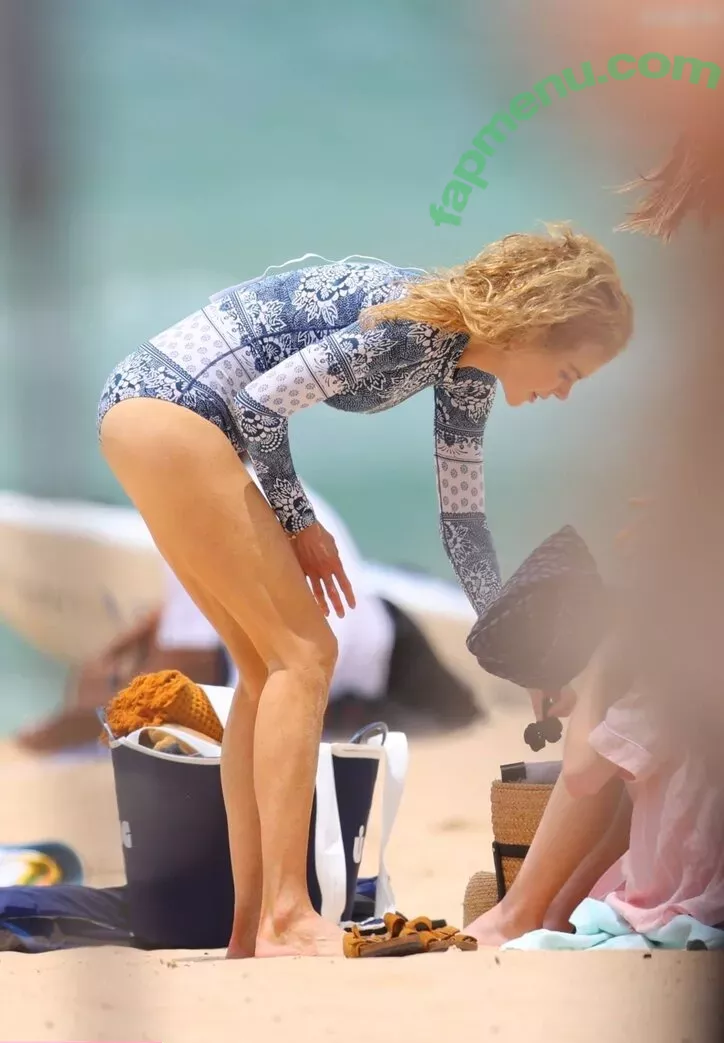 Nicole Kidman nude photo #0382 (kidmanupdates / nicolekidman)