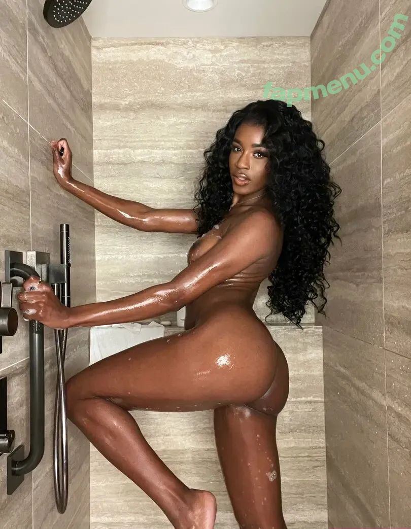 Nicole Kitt nude photo #0207 (nicolekittxo / thenicolekitt)