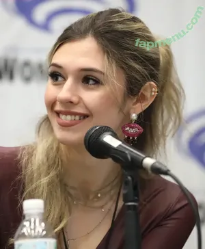 Nicole Maines / nicoleamaines nude photo #0114