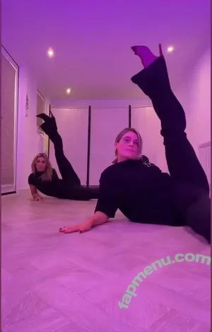 Nicole Morrin / becomewithnic / nicolem_fitness / nicolemorrin / only.tans nude photo #0044