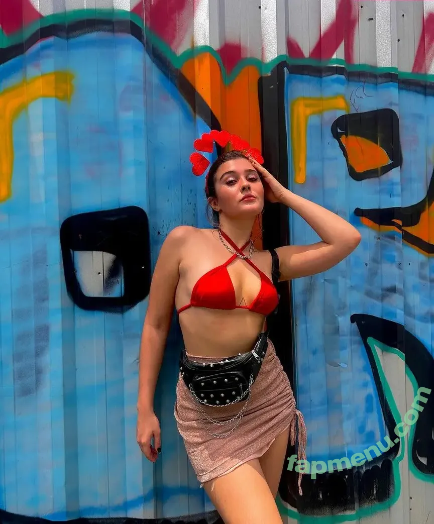 Nicole Orsini nude photo #0021 (nicoleorsini)