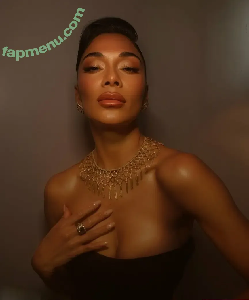 Nicole Scherzinger nude photo #2286 (NicoleScherzy / nicole / nicole_scherzinger / nicolescherzinger)