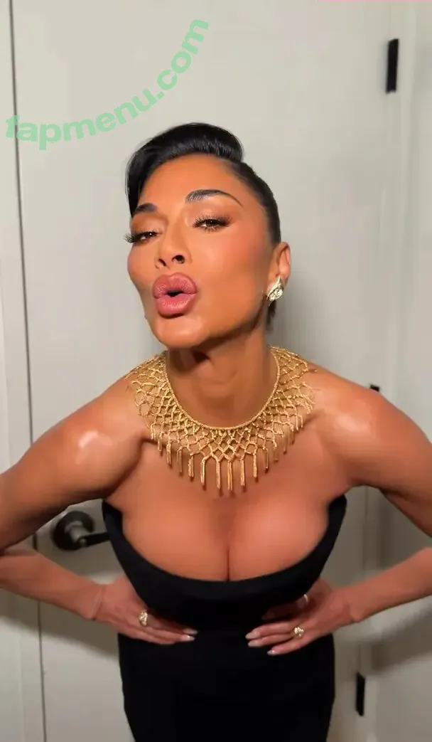 Nicole Scherzinger nude photo #2313 (NicoleScherzy / nicole / nicole_scherzinger / nicolescherzinger)