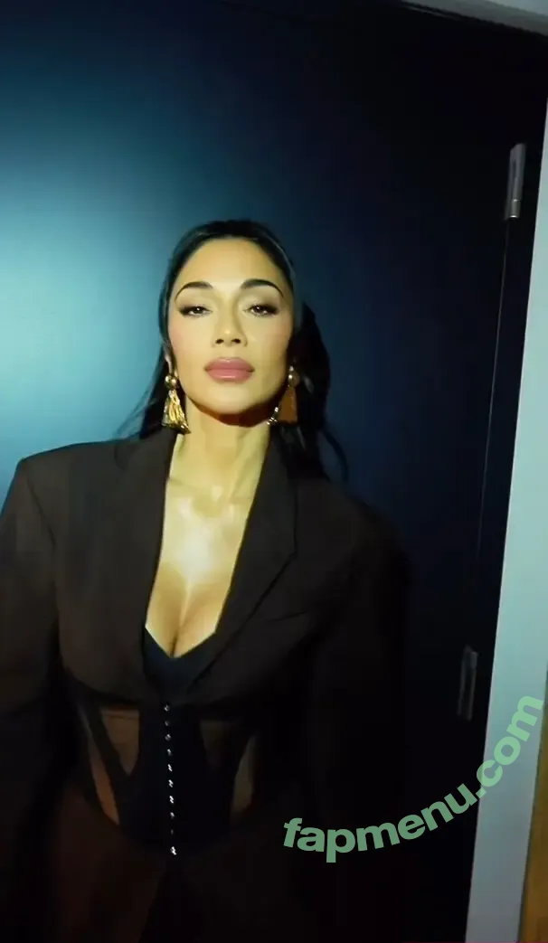 Nicole Scherzinger nude photo #2333 (NicoleScherzy / nicole / nicole_scherzinger / nicolescherzinger)