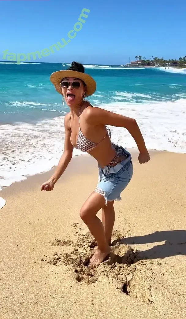 Nicole Scherzinger nude photo #2346 (NicoleScherzy / nicole / nicole_scherzinger / nicolescherzinger)