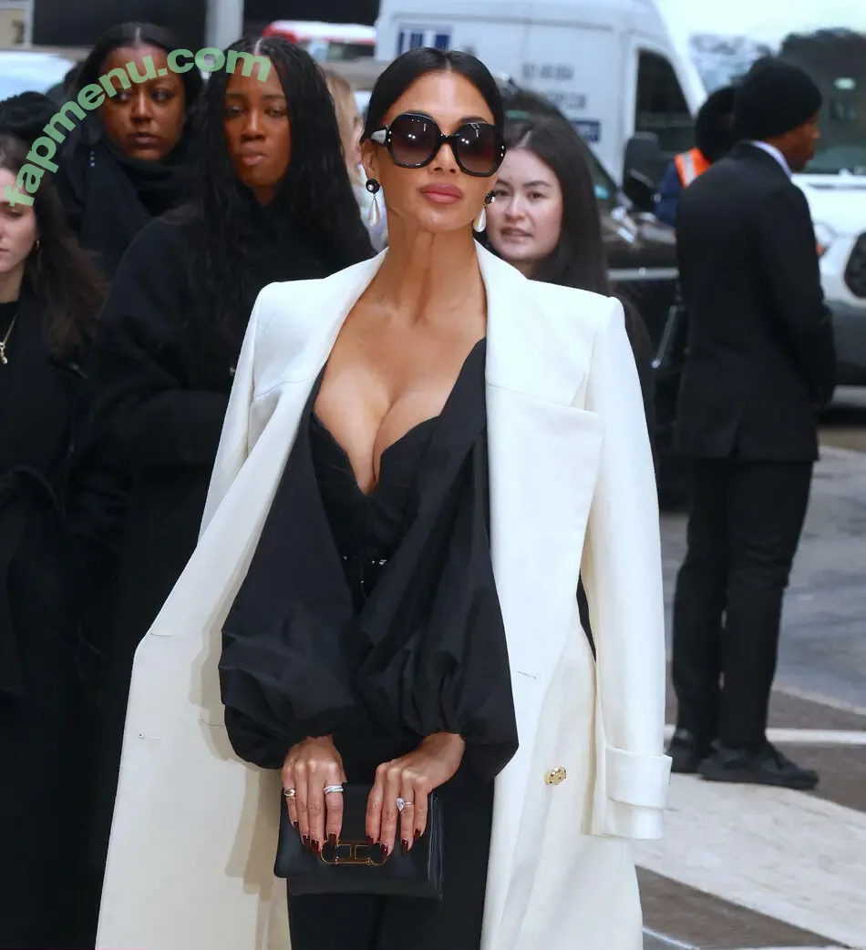 Nicole Scherzinger nude photo #2380 (NicoleScherzy / nicole / nicole_scherzinger / nicolescherzinger)