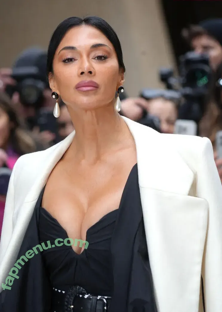 Nicole Scherzinger nude photo #2396 (NicoleScherzy / nicole / nicole_scherzinger / nicolescherzinger)