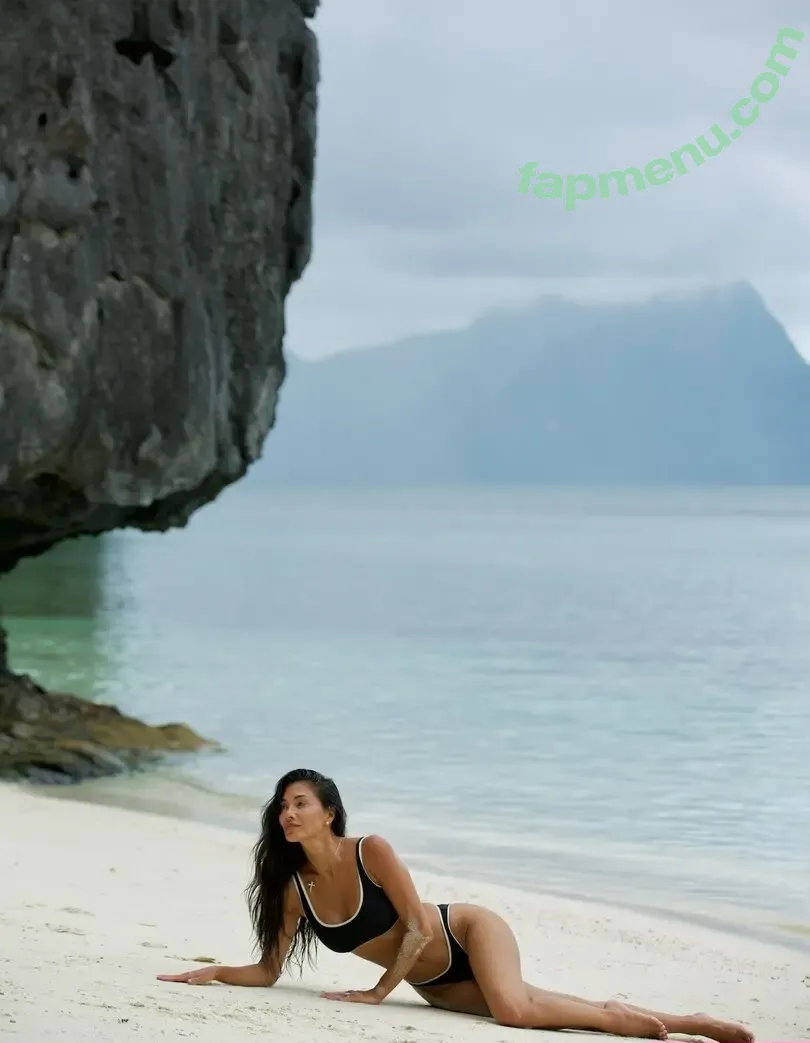 Nicole Scherzinger nude photo #2827 (NicoleScherzy / nicole / nicole_scherzinger / nicolescherzinger)