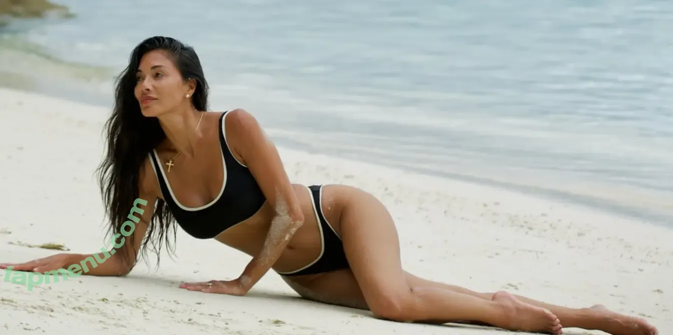 Nicole Scherzinger nude photo #2846 (NicoleScherzy / nicole / nicole_scherzinger / nicolescherzinger)