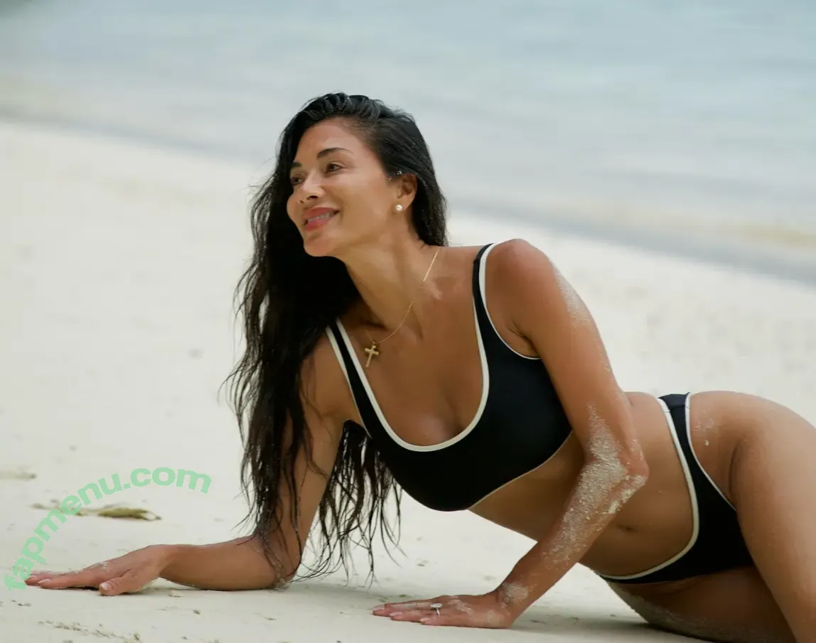 Nicole Scherzinger nude photo #2847 (NicoleScherzy / nicole / nicole_scherzinger / nicolescherzinger)