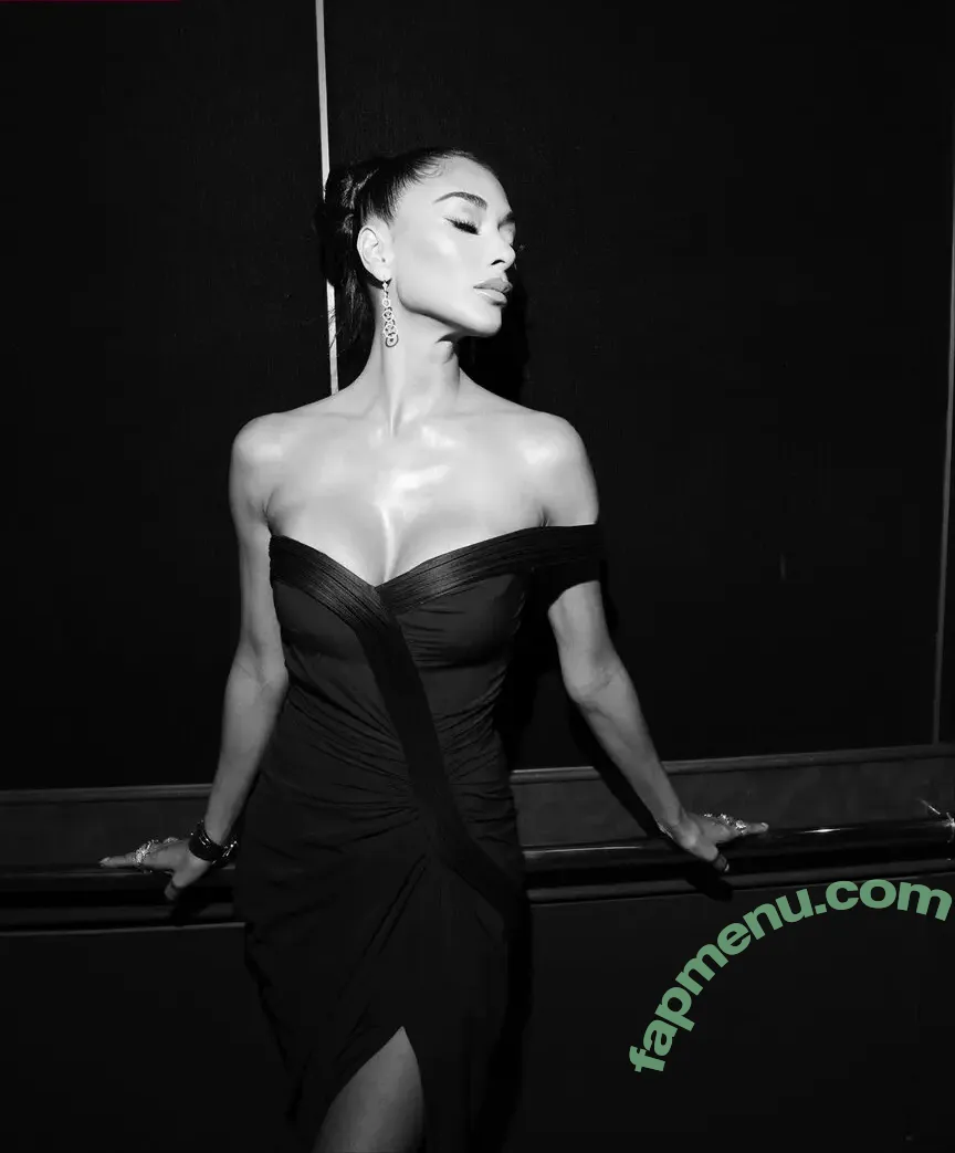 Nicole Scherzinger nude photo #2870 (NicoleScherzy / nicole / nicole_scherzinger / nicolescherzinger)
