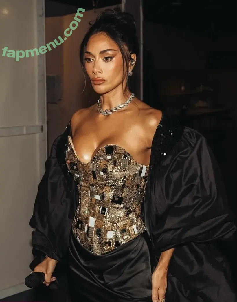 Nicole Scherzinger nude photo #2889 (NicoleScherzy / nicole / nicole_scherzinger / nicolescherzinger)