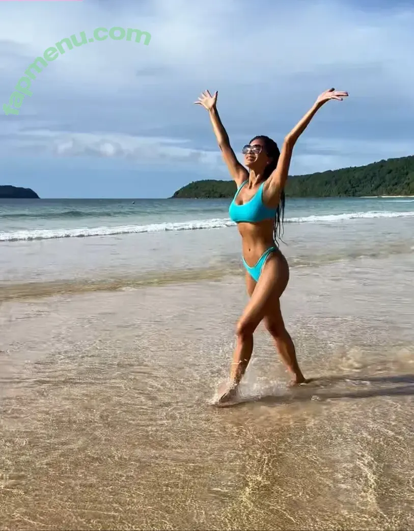 Nicole Scherzinger nude photo #2905 (NicoleScherzy / nicole / nicole_scherzinger / nicolescherzinger)