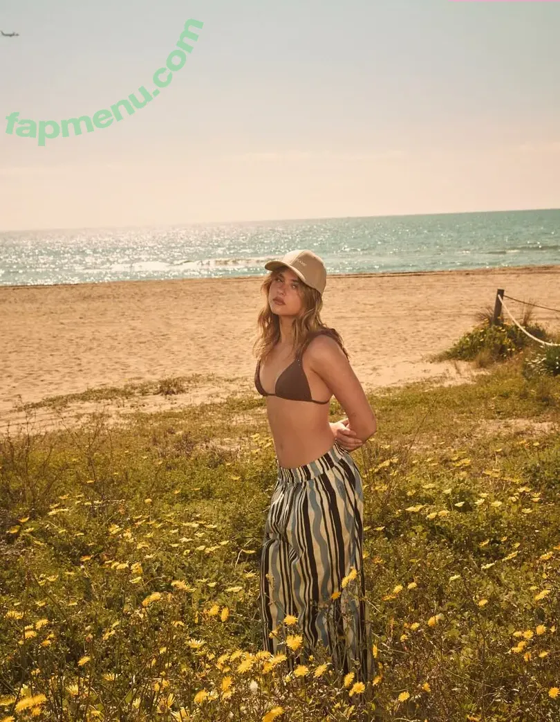 Nicole Wallace nude photo #0047 (itsnicolewallace)