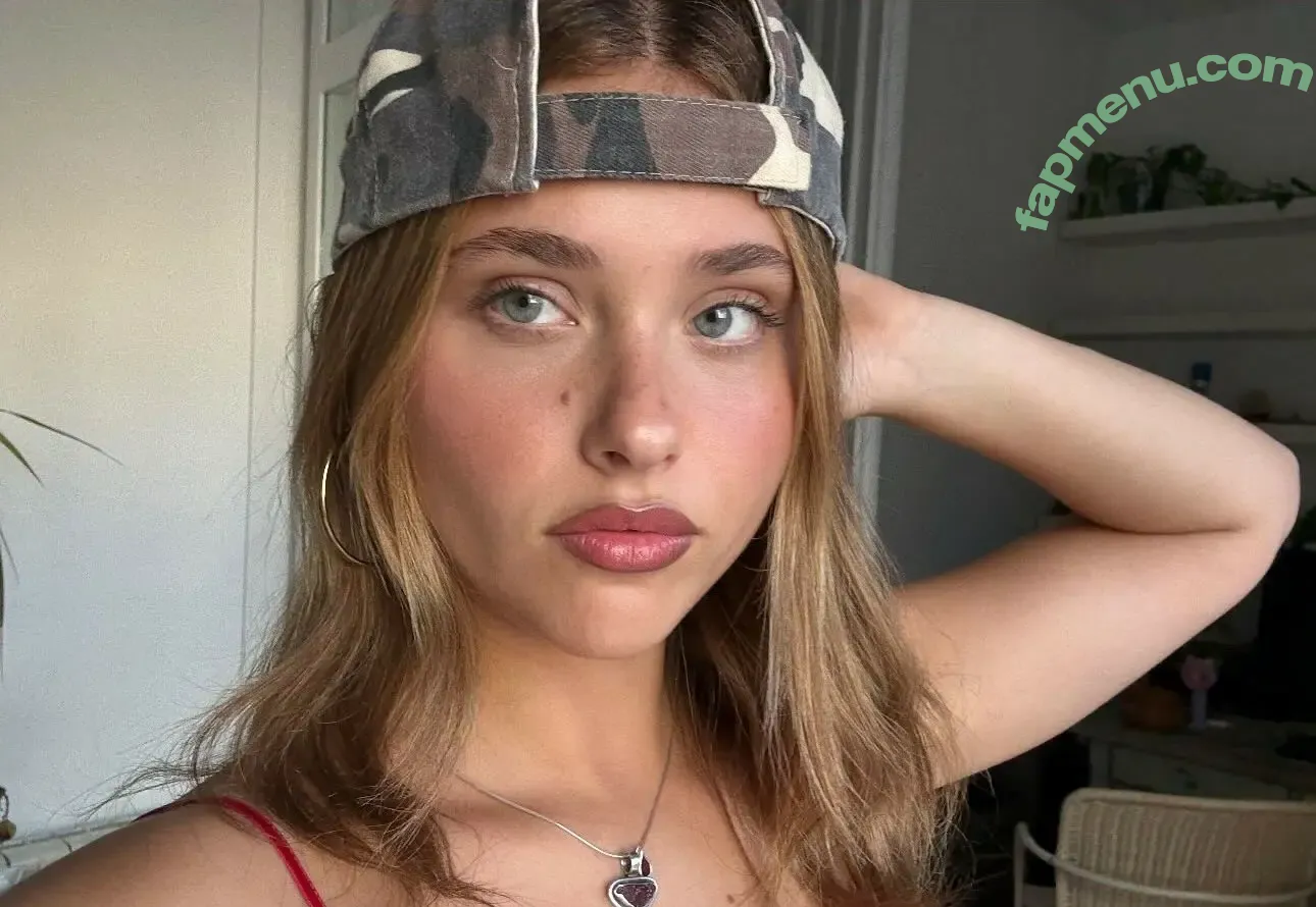 Nicole Wallace nude photo #0087 (itsnicolewallace)