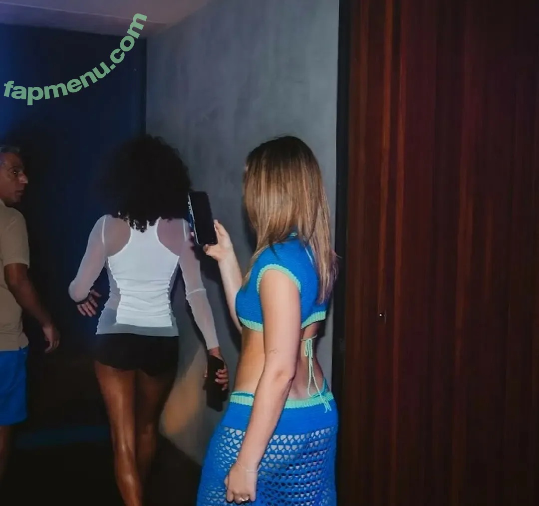 Nicole Wallace nude photo #0148 (itsnicolewallace)