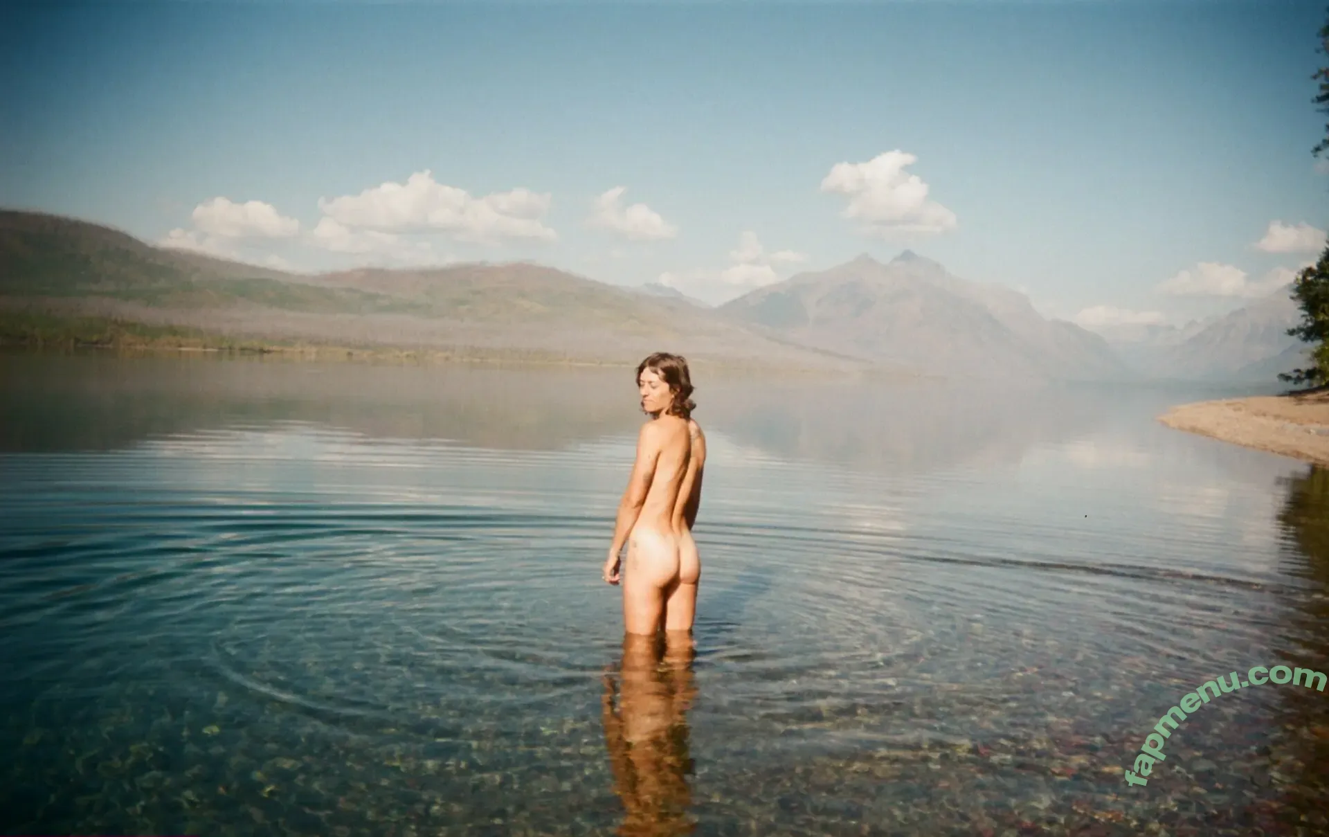nicoleantoinette nude photo #0013 (nic.antoinette)