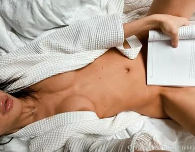 nicoleevien / mishnikki nude photo #0177