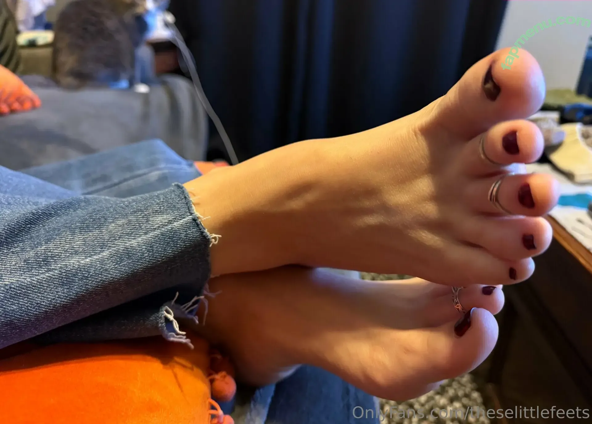 nicolessoftsoles nude photo #0015 (nicolessoftsoles)