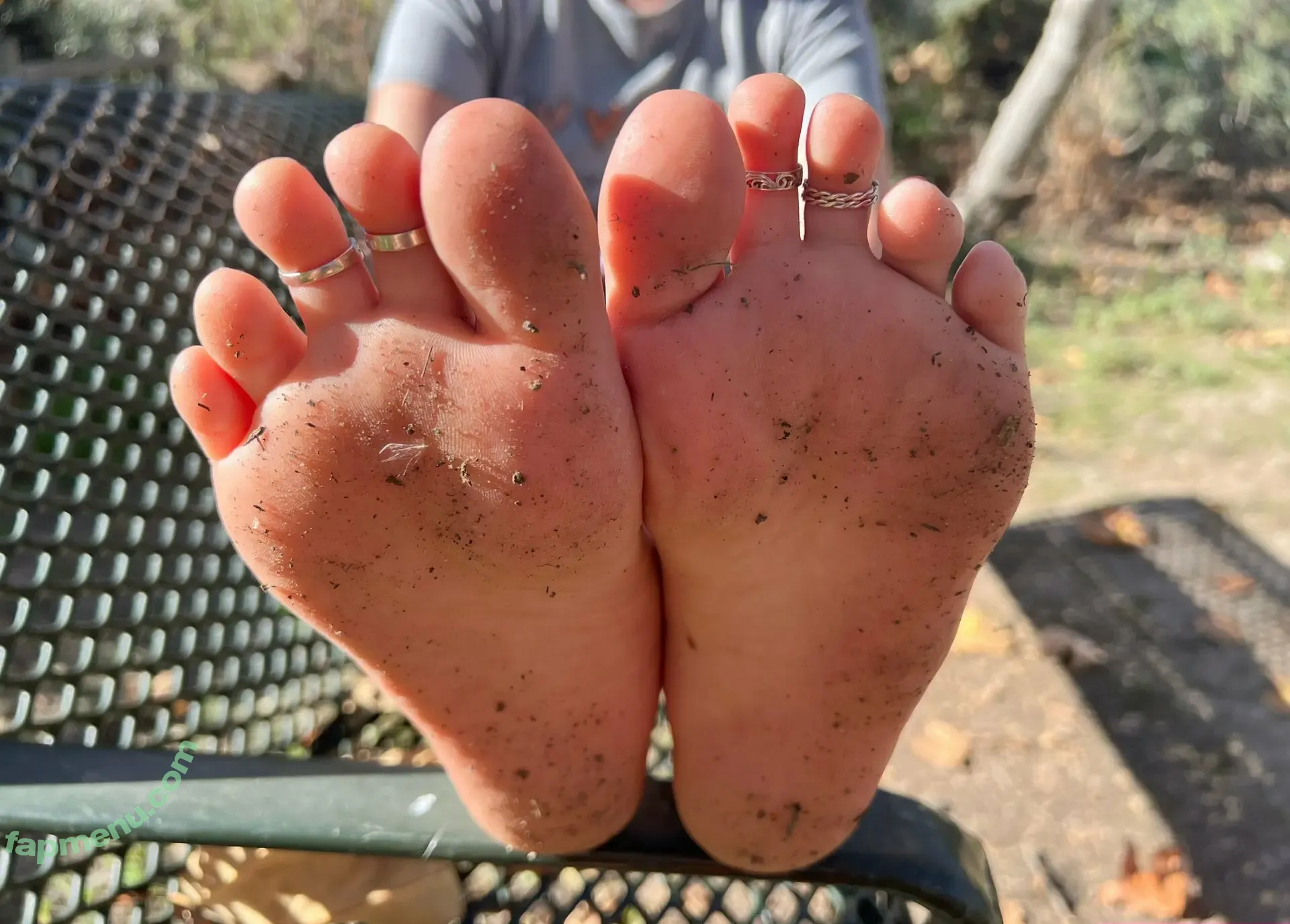 nicolessoftsoles nude photo #0047 (nicolessoftsoles)