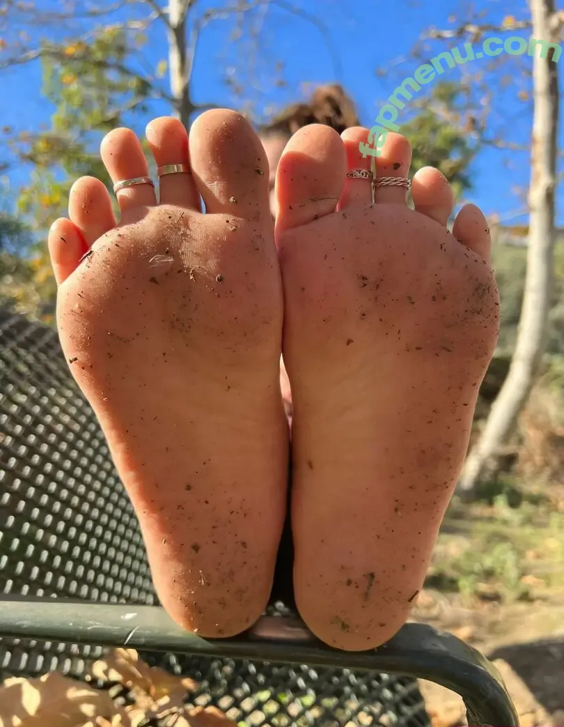nicolessoftsoles nude photo #0048 (nicolessoftsoles)