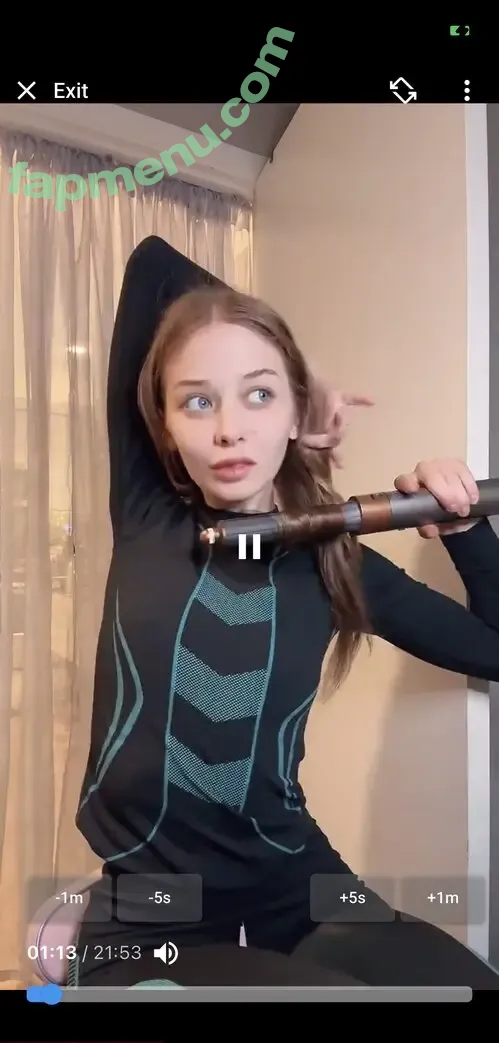 Nicolette Deuel nude photo #0009 (nicollette_deuel / nicollette_deuel_ / worldaway)