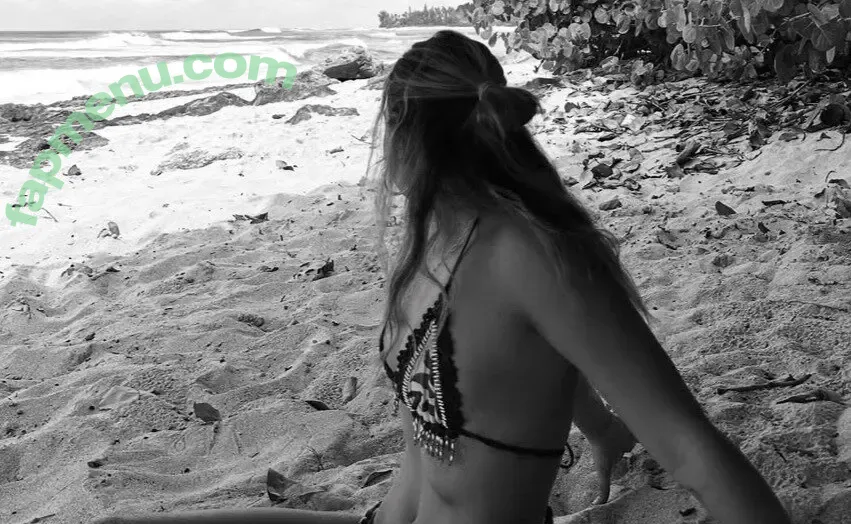 Nicolette Durazzo nude photo #0122 (NicoletteDurazz / nicolettedurazzo)