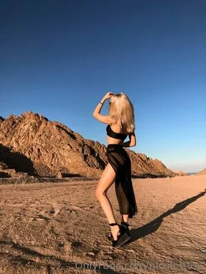 nicolettten / nicolettte.m nude photo #0003