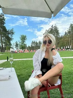 nicolettten / nicolettte.m nude photo #0038