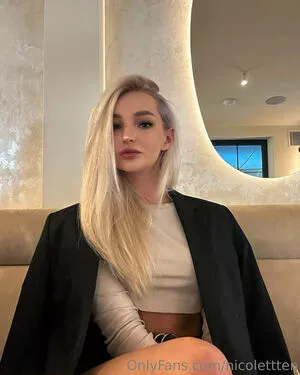 nicolettten / nicolettte.m nude photo #0046