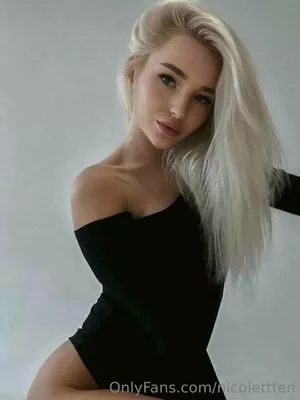 nicolettten / nicolettte.m nude photo #0057