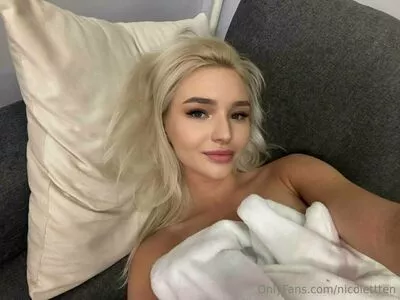 nicolettten / nicolettte.m nude photo #0092