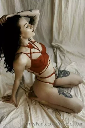 nicolettten / nicolettte.m nude photo #0112