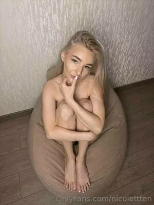 nicolettten / nicolettte.m nude photo #0176