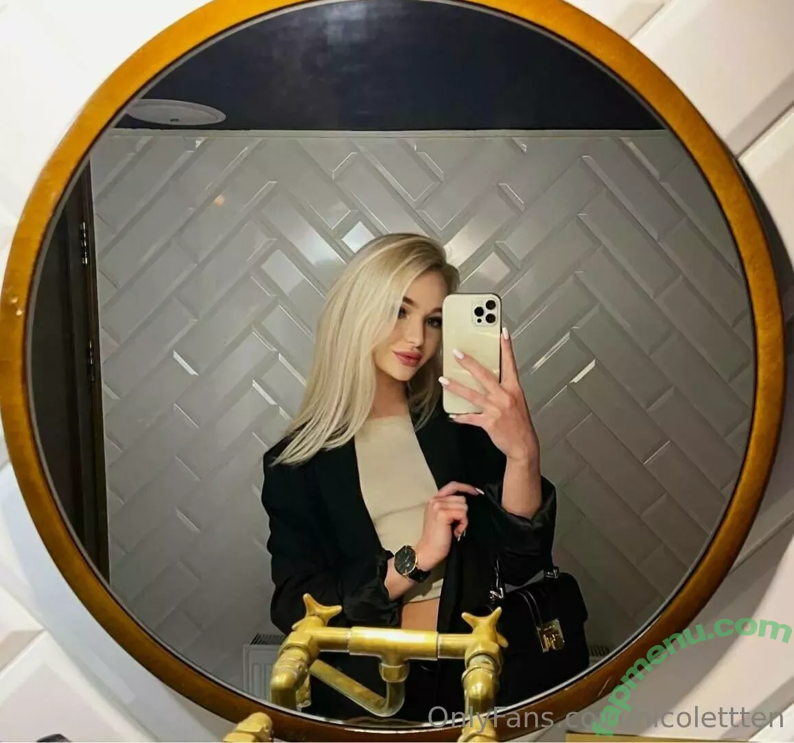 nicolettten nude photo #0020 (nicolettte.m)