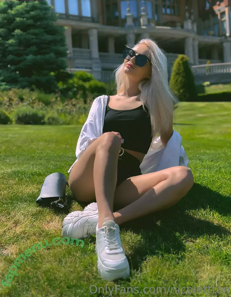 nicolettten nude photo #0034 (nicolettte.m)