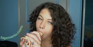 nicoluvafree / nicoluvaa nude photo #0001