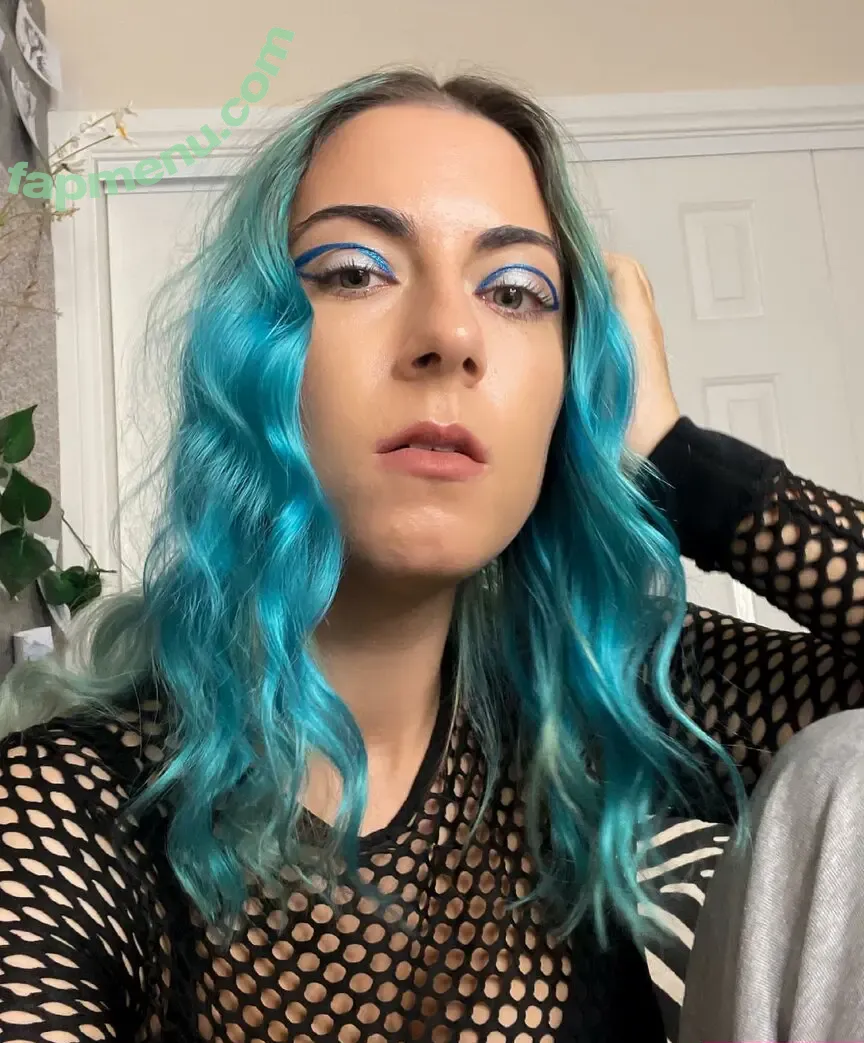 NicsandNacs nude photo #0021 (nicnacfattass)