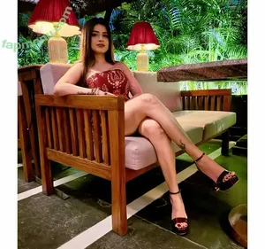 Nidhi Chaudhary / thenidhichaudhary nude photo #0053