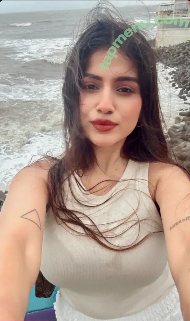 Nidhi Chaudhary nude photo #0057 (thenidhichaudhary)